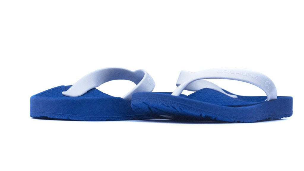 Archline Kids Orthotic Flip Flops – Blue/White